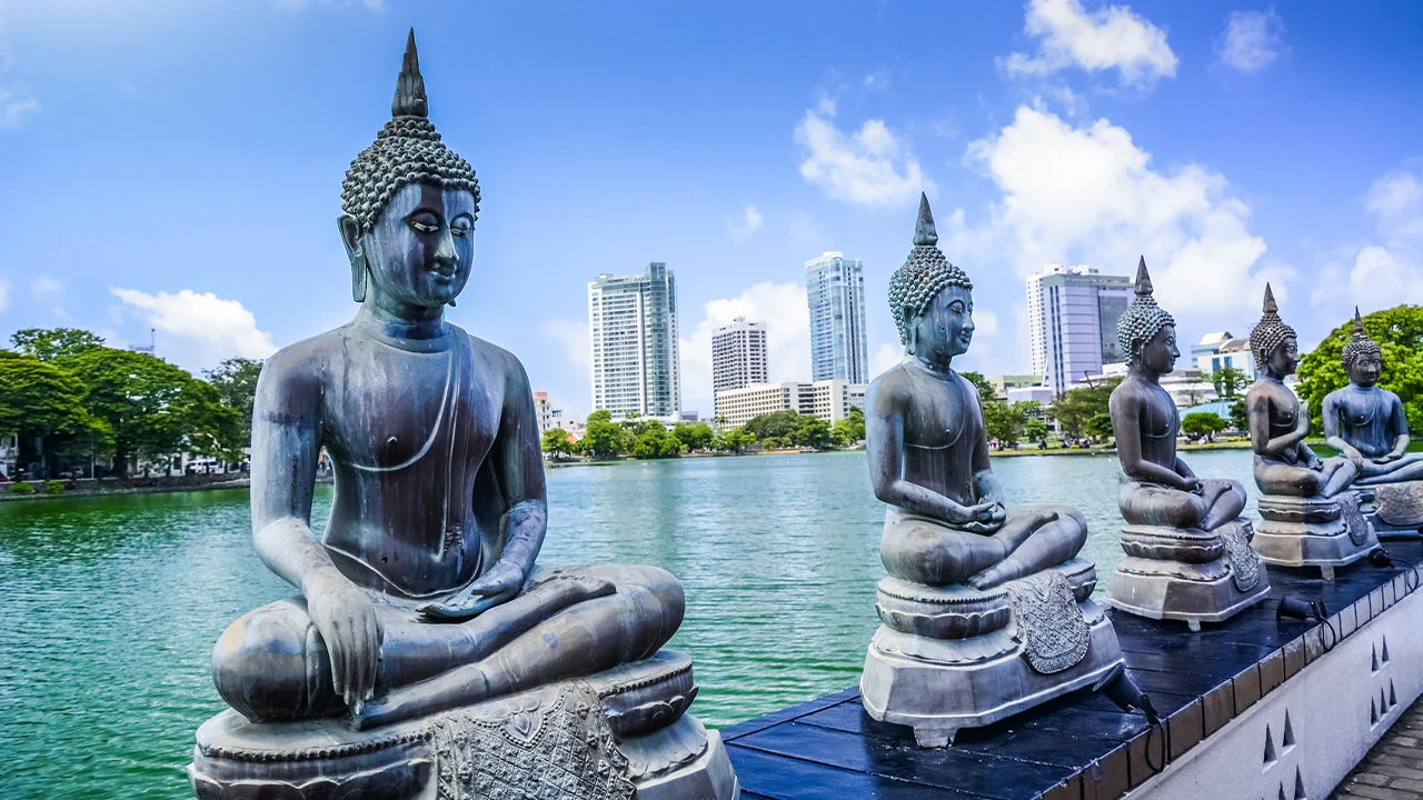 DAY 9 : Hikkaduwa / Colombo